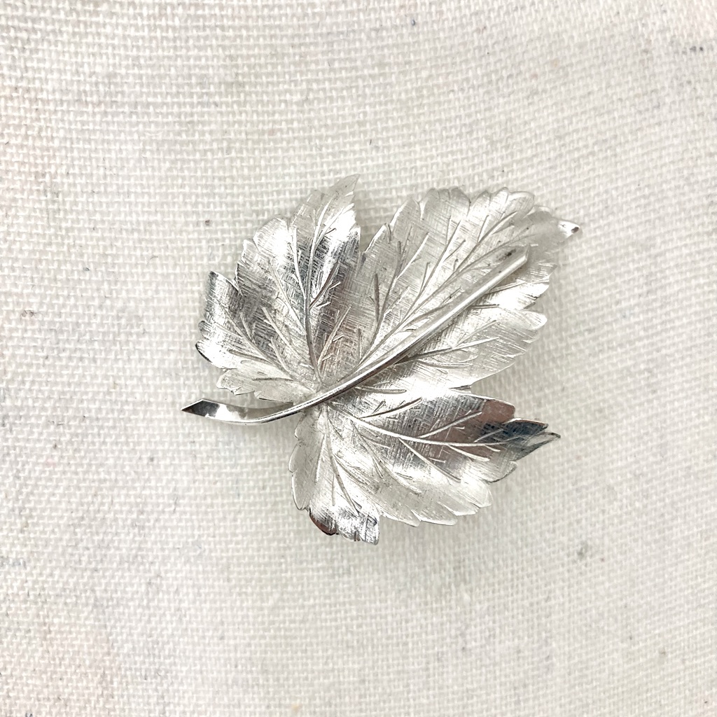 Vintage Wells Sterling Silver Textured Leaf Pin Brooch
